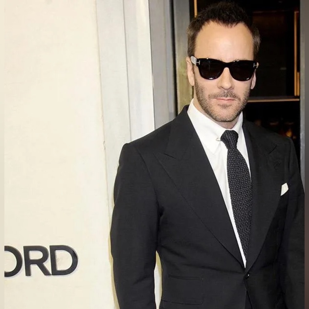 Tom Ford Black Sunglasses - Picture 3 of 11
